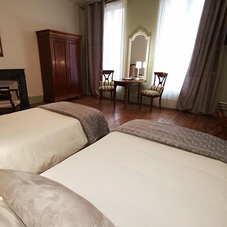 Le St Vincent Hotel Roquefort  Buitenkant foto