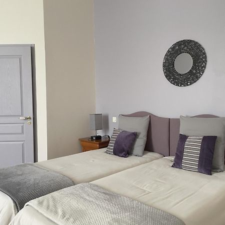Le St Vincent Hotel Roquefort  Buitenkant foto