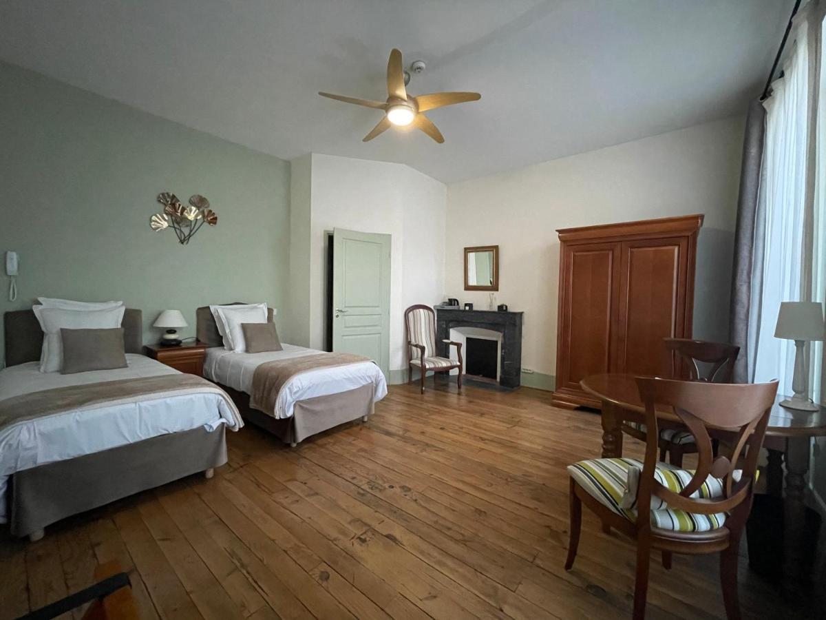 Le St Vincent Hotel Roquefort  Buitenkant foto