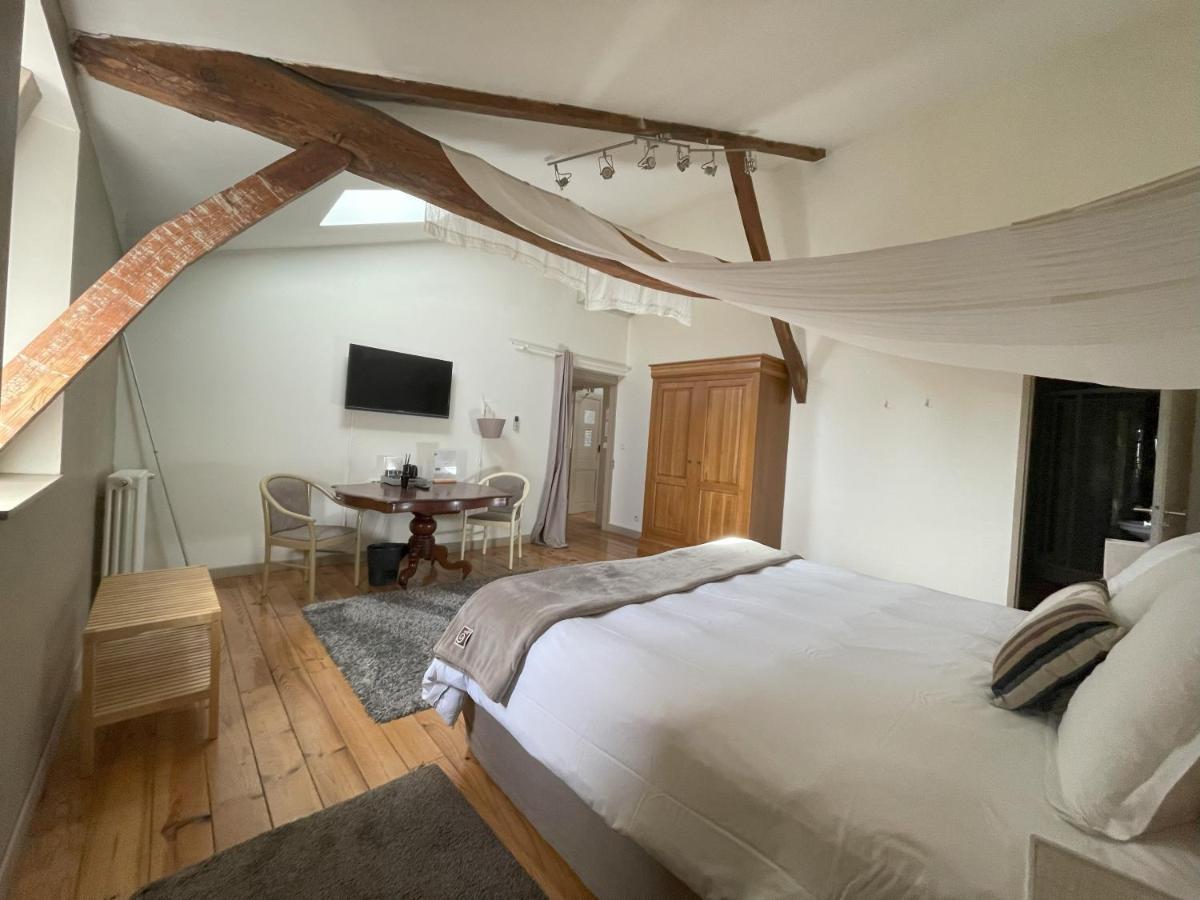 Le St Vincent Hotel Roquefort  Buitenkant foto