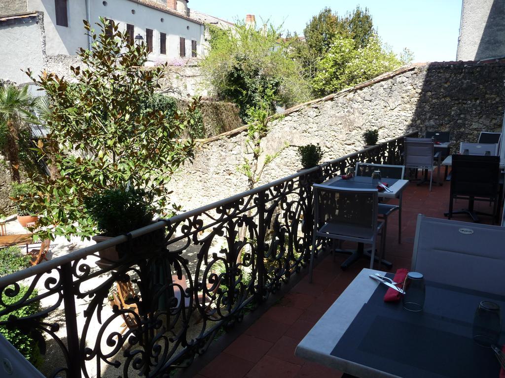 Le St Vincent Hotel Roquefort  Buitenkant foto