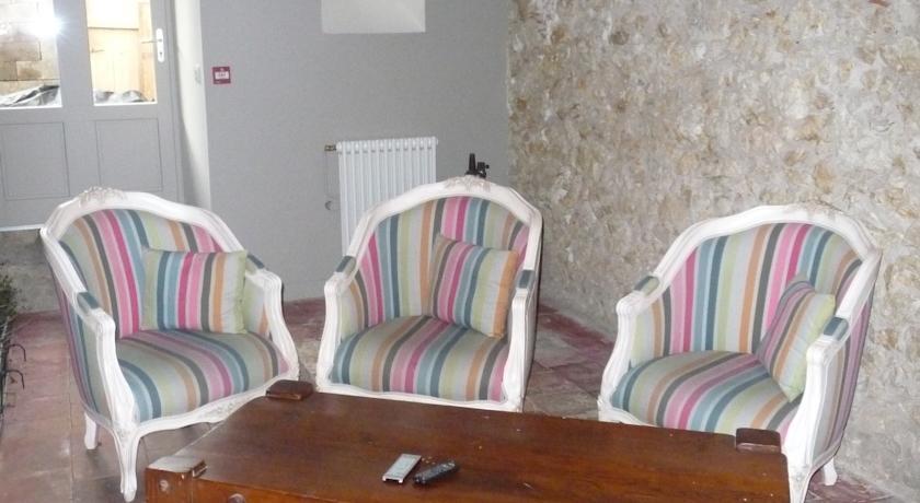 Le St Vincent Hotel Roquefort  Buitenkant foto